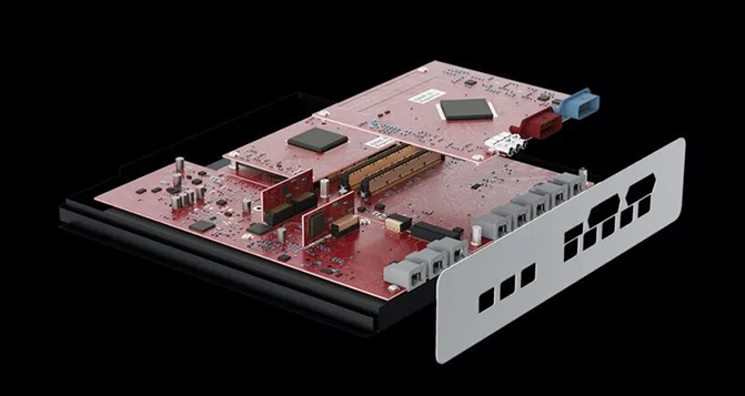 連接器在高性能車(chē)輛系統(tǒng)中的作用